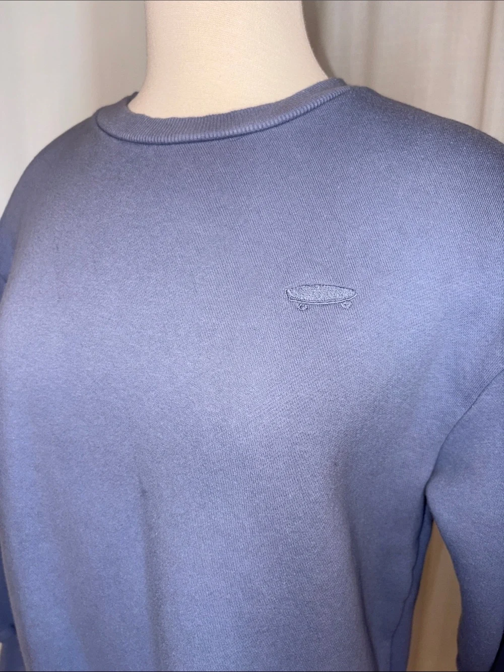 Vans Classic Crewneck in Dusty Blue